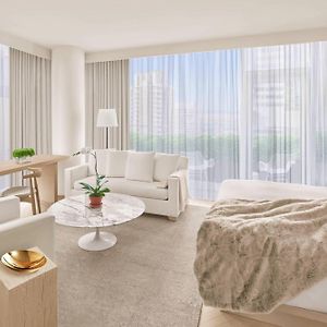 Premier One-Bedroom Suite Balcony High Floor